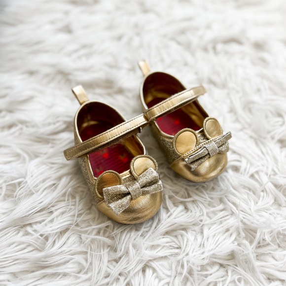 Disney Baby | Minnie Mouse Gold Dress Shoes - Picture 2 of 8